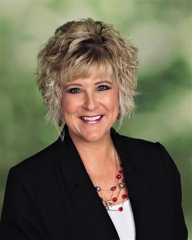 Community Highlights Meet Kelly and Kate McKinney of Re/Max Excels Voyage Knoxville Magazine