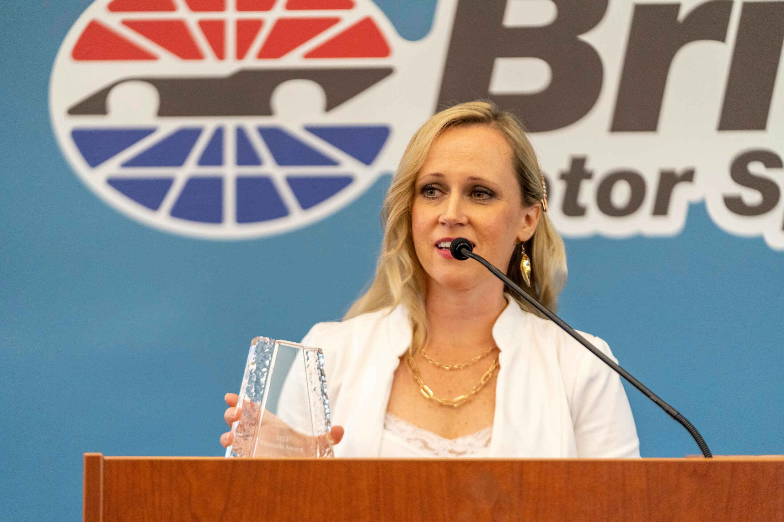 Life & Work with Alicia Phelps - Voyage Knoxville Magazine