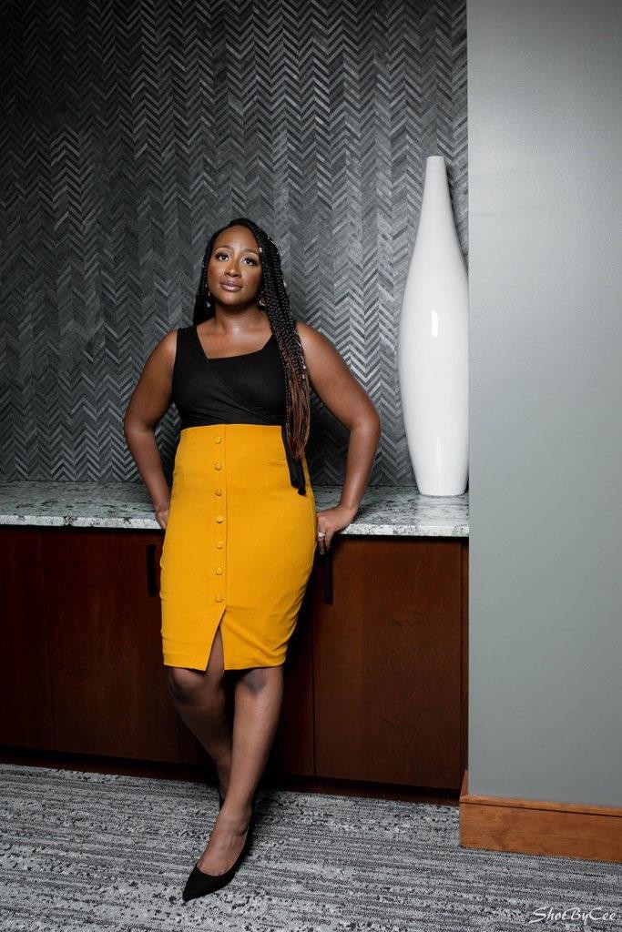 Hidden Gems: Meet Kelly Moore of Moore Life Transformations - Voyage